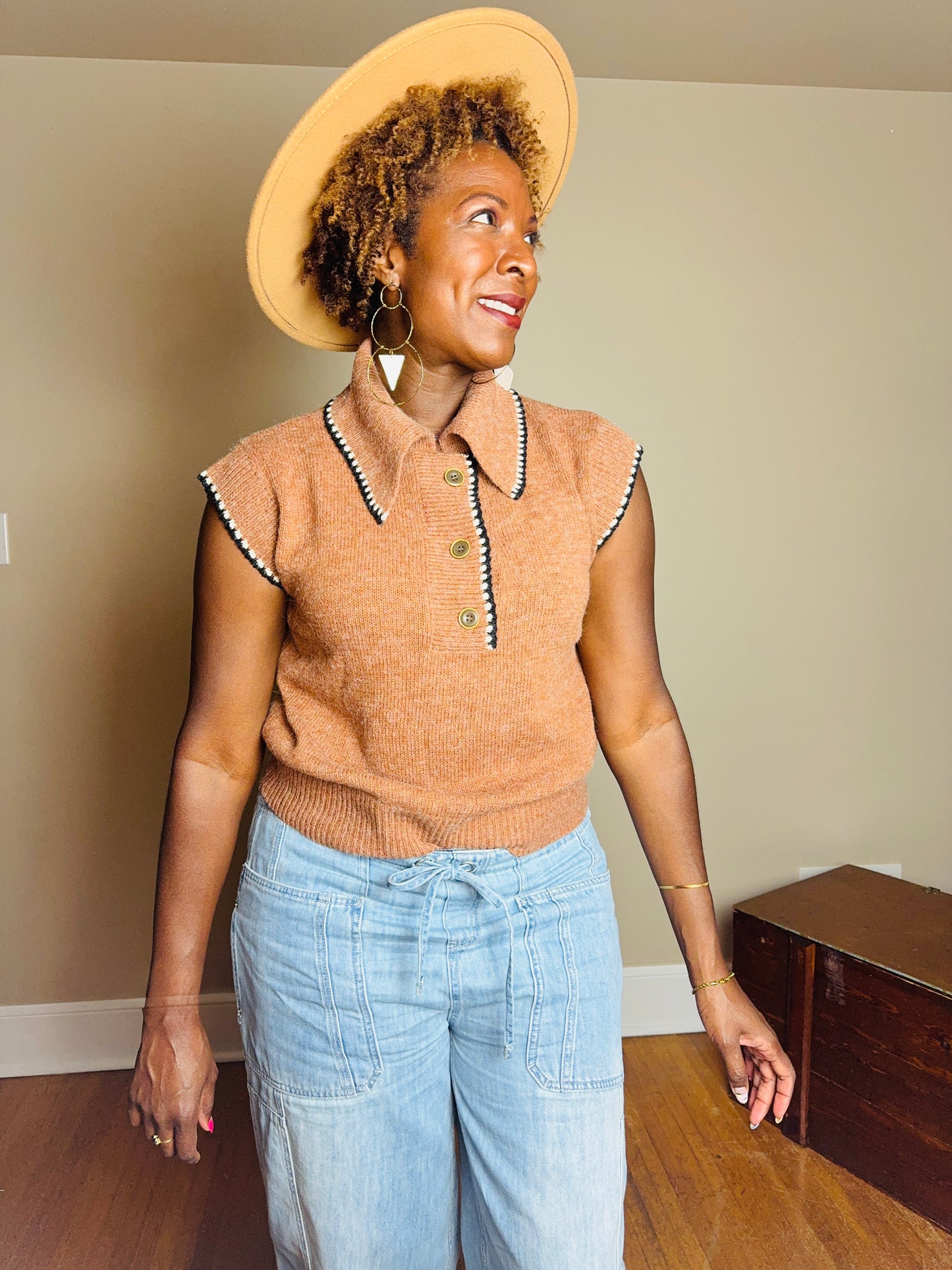 Collared Knit Sleeveless Sweater Top Camille