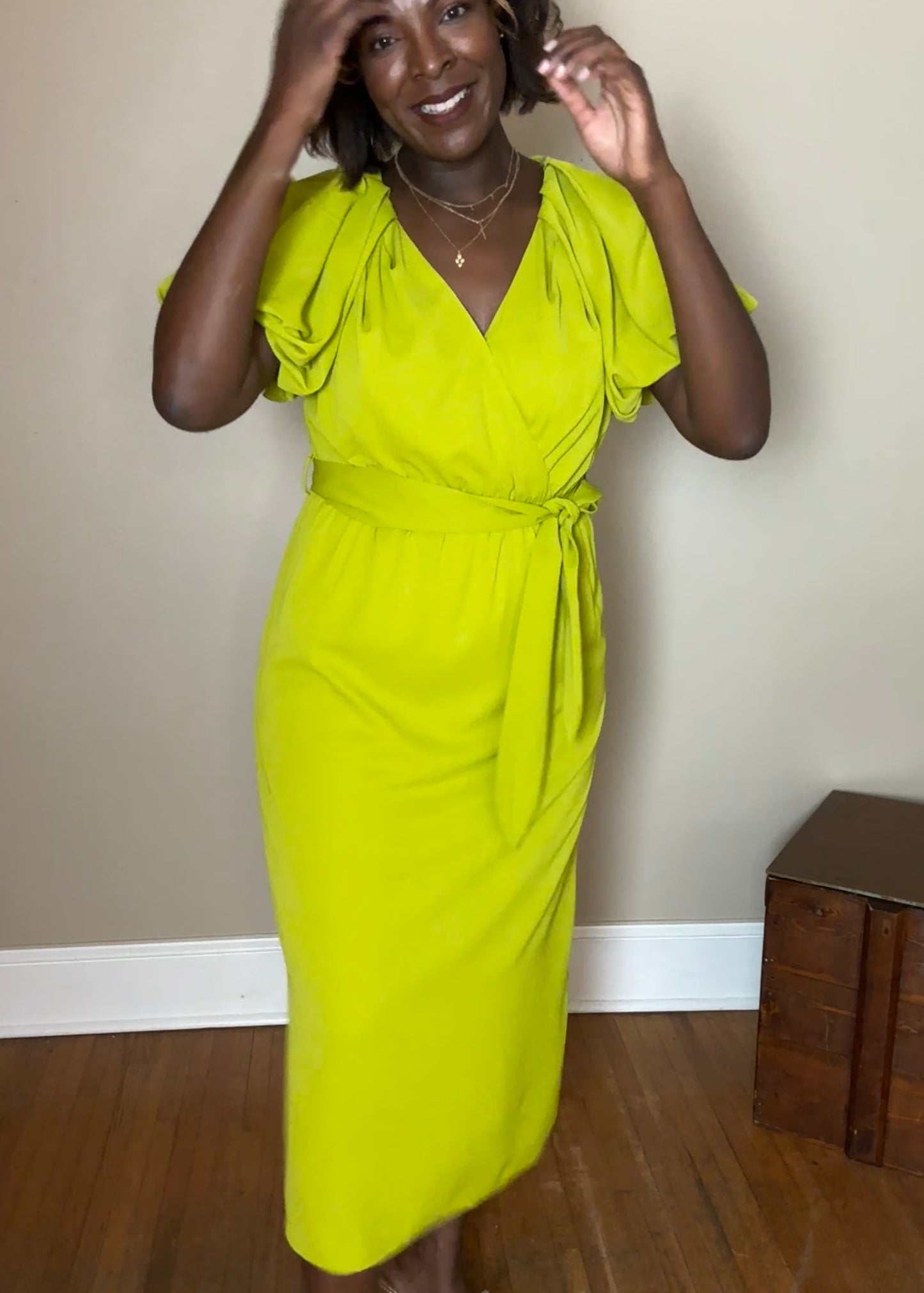 Beyla Bubble Sleeve Midi Dress