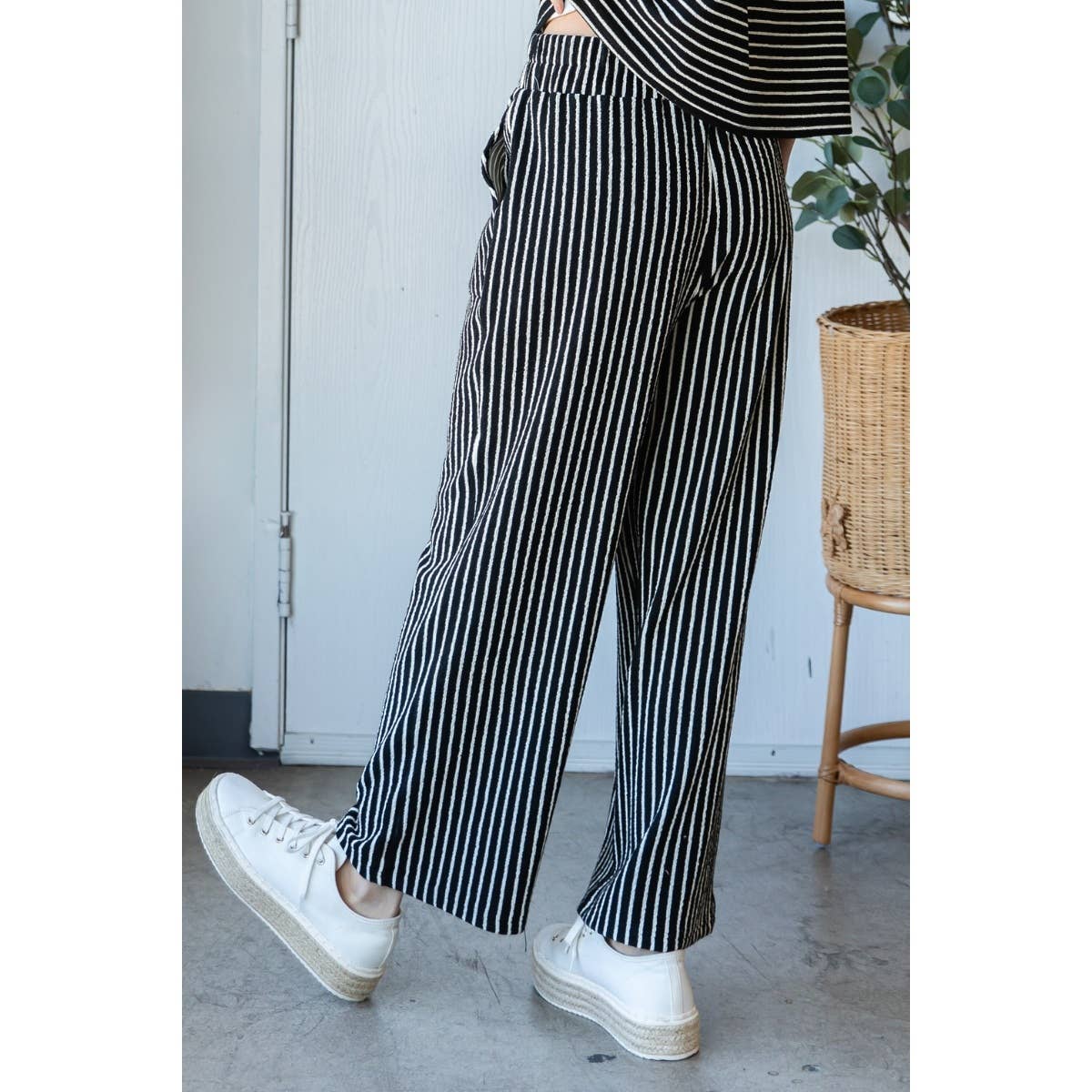Sydney Stripe Texture Knit Patch Pocket Pants