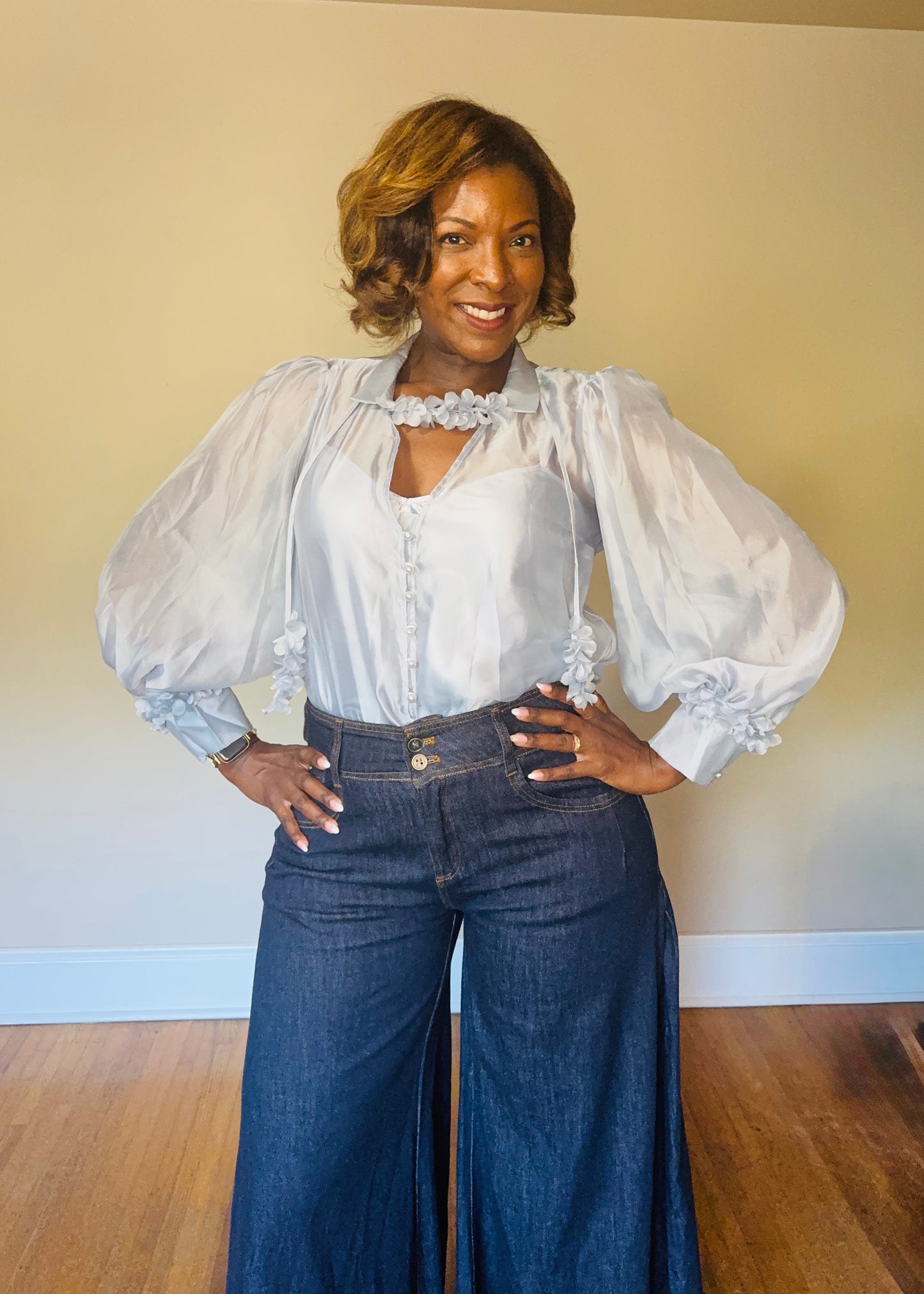 Cathie Sheer Long Sleeves Button-Up Blouse