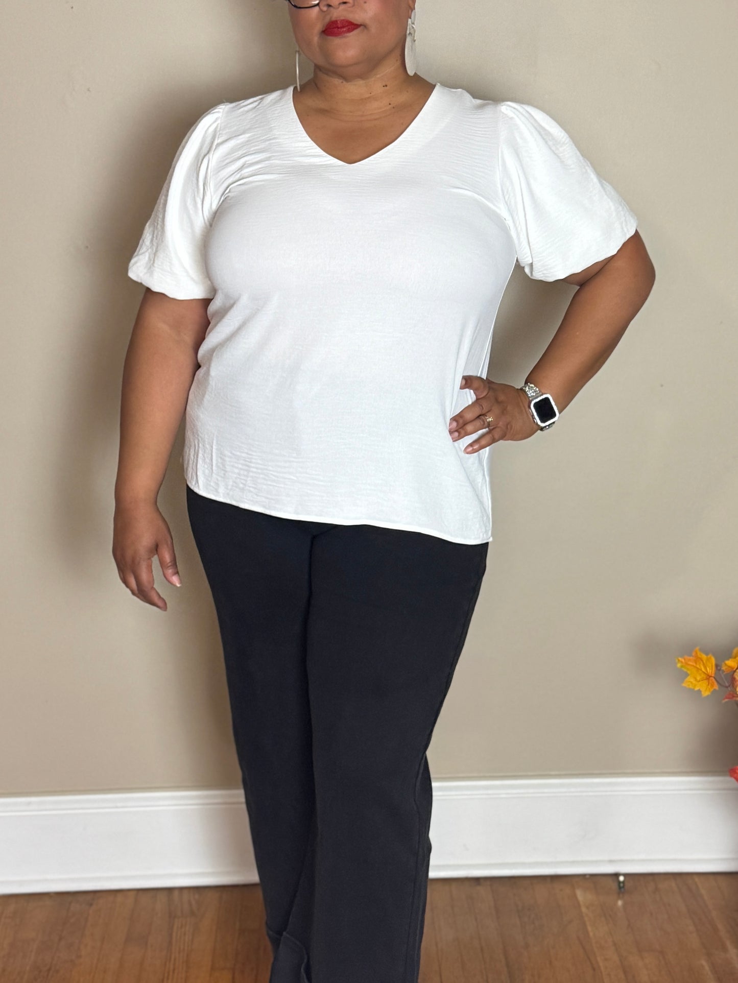 PLUS- Chelsea Airflow Bubble Sleeve Top