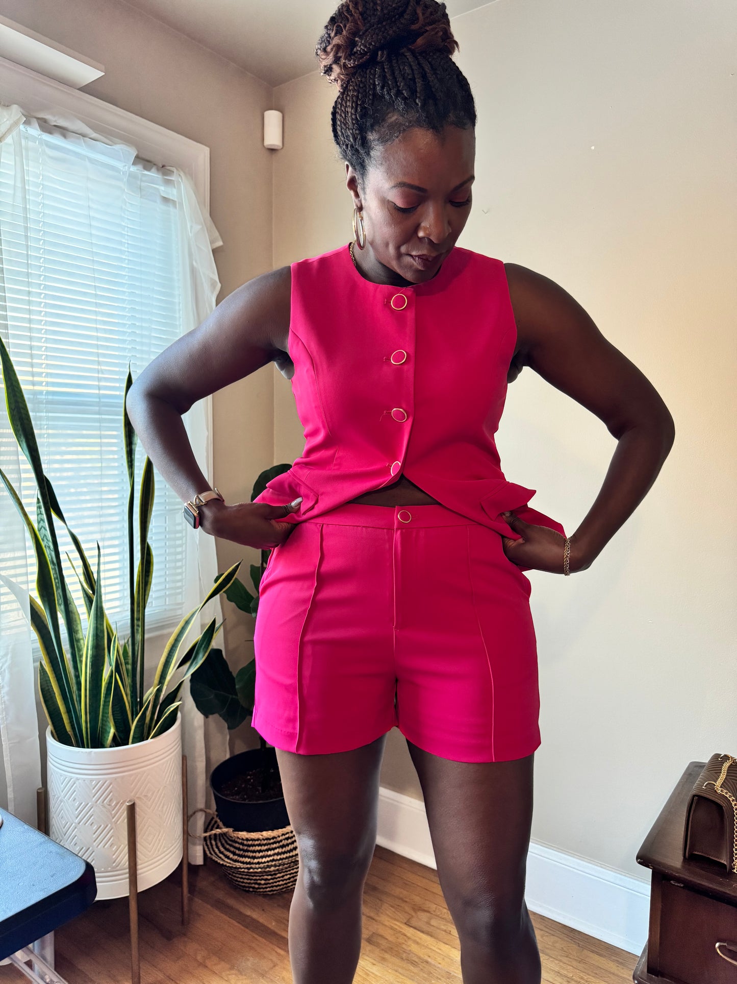 Tailored Pintuck Shorts – Lisboa