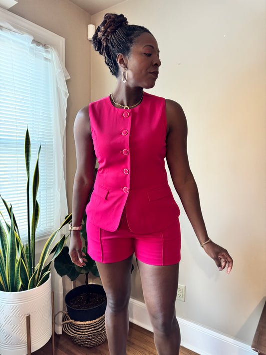 Tailored Pintuck Shorts – Lisboa