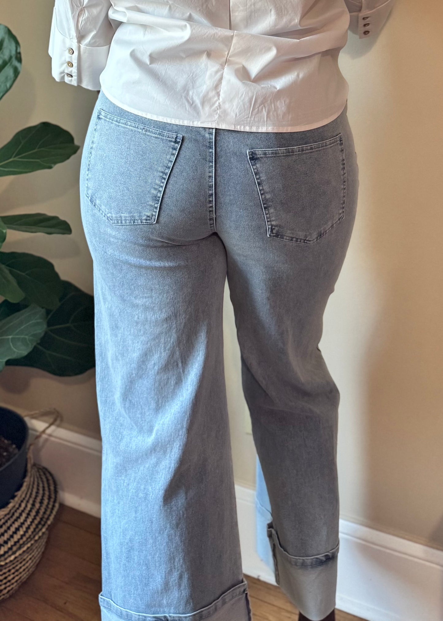 Wide Leg Cuffed Denim Jeans The Harbor Straight – High Rise Fit