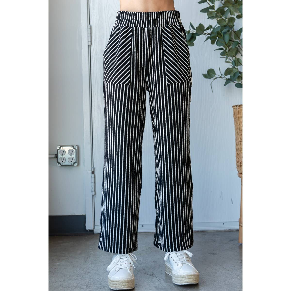 Sydney Stripe Texture Knit Patch Pocket Pants