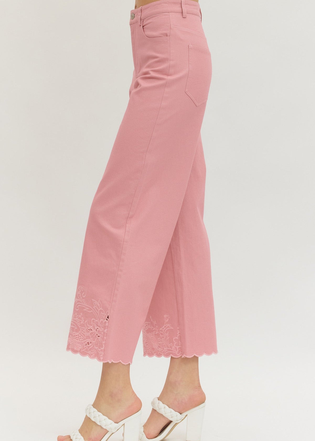 side view of ankle pants with scalloped hem